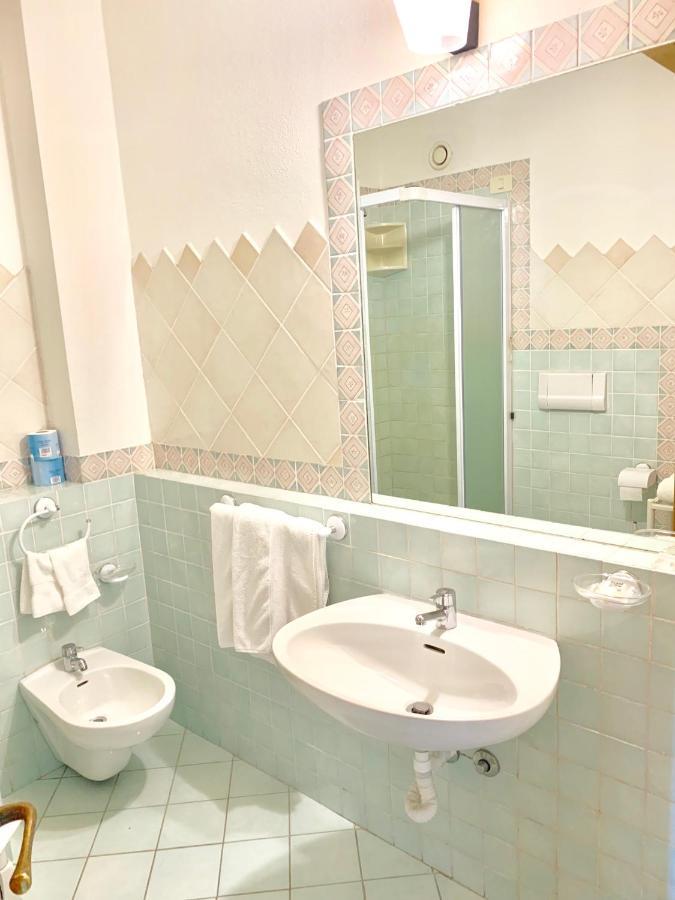 Swadeshi Sporting Hotel Tanca Manna Cannigione Ngoại thất bức ảnh